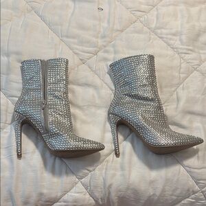 Steve Madden Silver Heels for a Glamorous Look